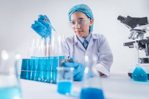 Descubrimiento del microscopio y su impacto en la oftalmología: revolucionando la forma en que vemos el ojo humano